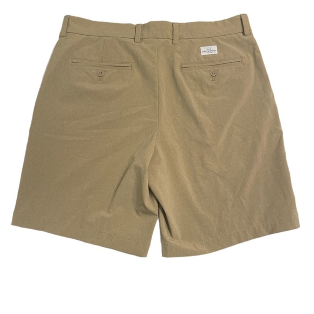 Vineyard Vines Mens Tan Performance Flat front shorts Sz 32